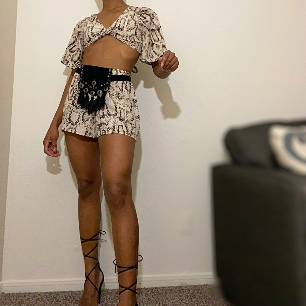 2 piece short set